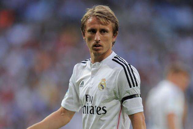 中超赛报：广州队主场击败武汉三镇,